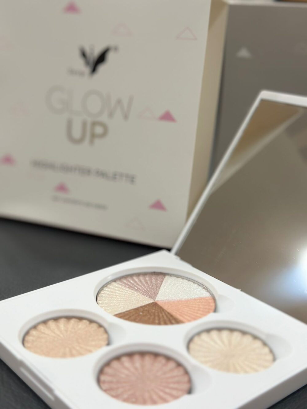 Daroge Glow Up Highlighter Palette