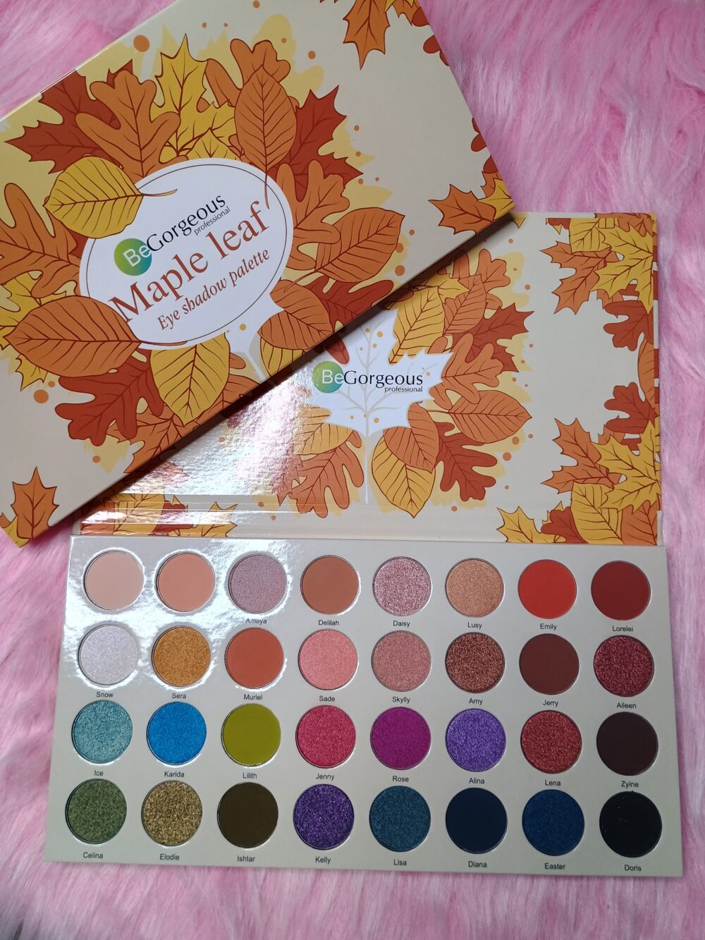 Be Gorgeous Maple Leaf Eyeshadow Palette