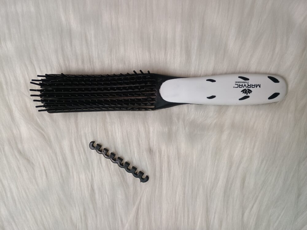 Marvac Detangle Brush